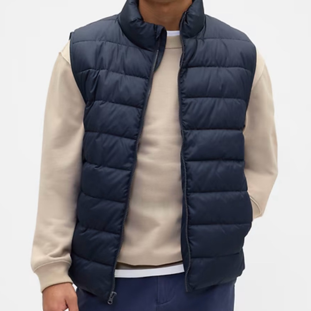 GAP Men’s Puffer Jacket